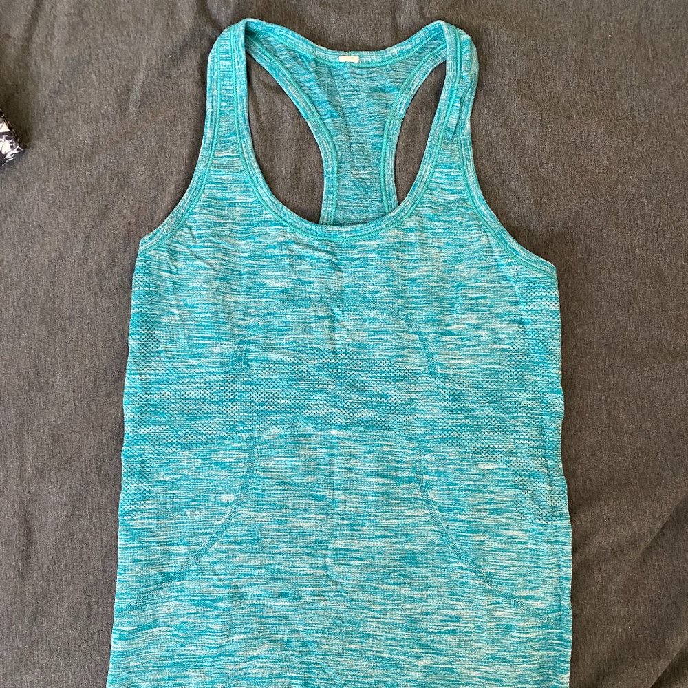 EUC Blue Turquoise Lululemon Swiftly Tech Racerback Halter Tank Size Small